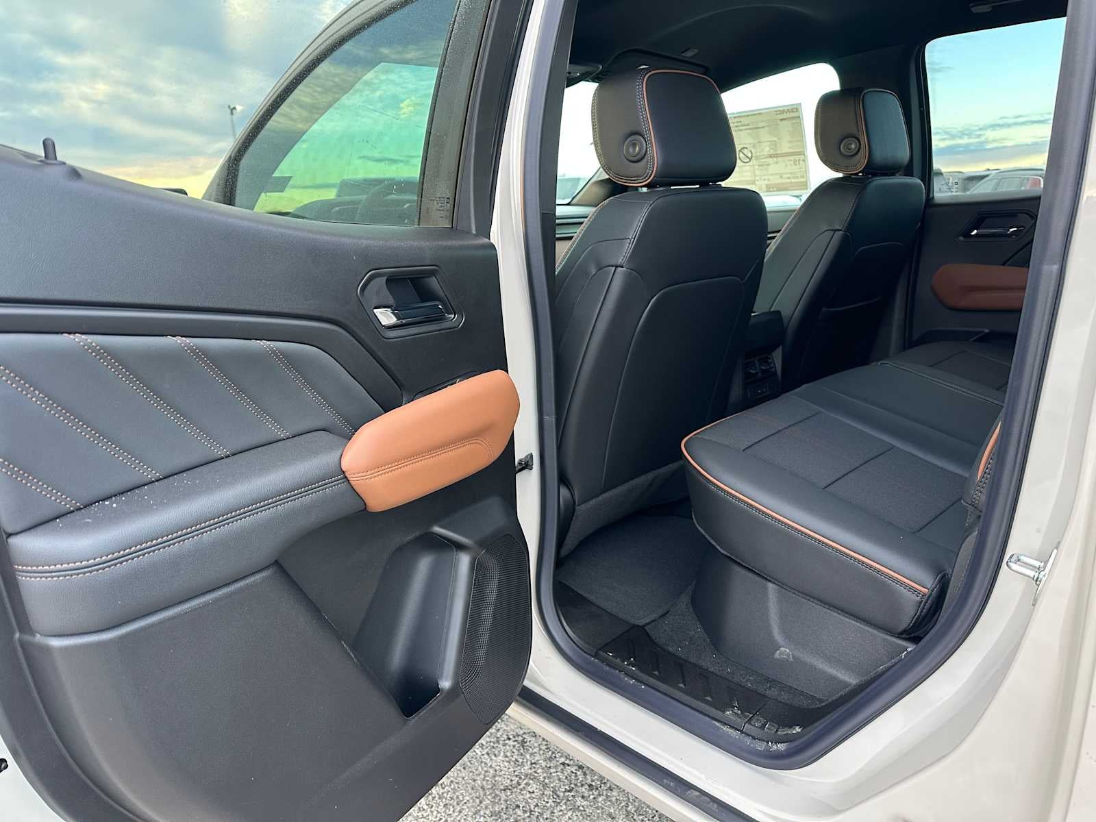 2026 GMC Canyon 4WD AT4