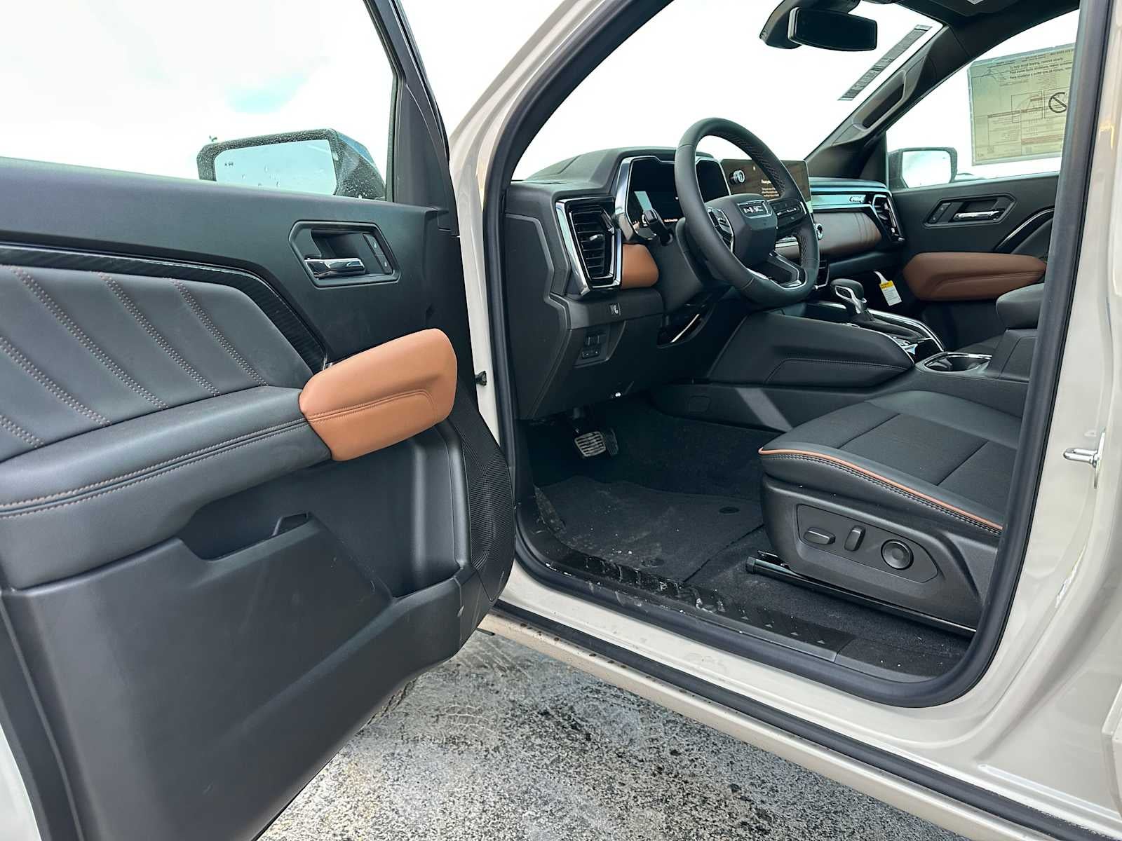 2026 GMC Canyon 4WD AT4