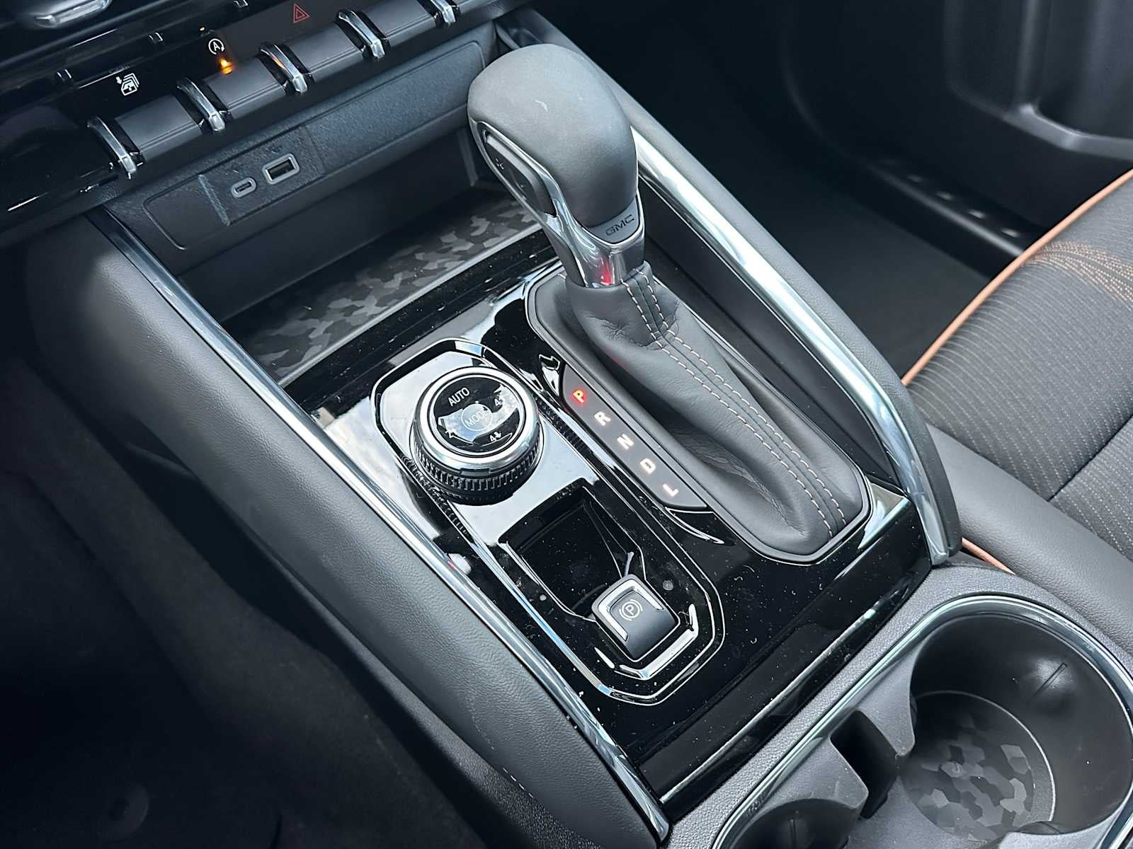 2026 GMC Canyon 4WD AT4