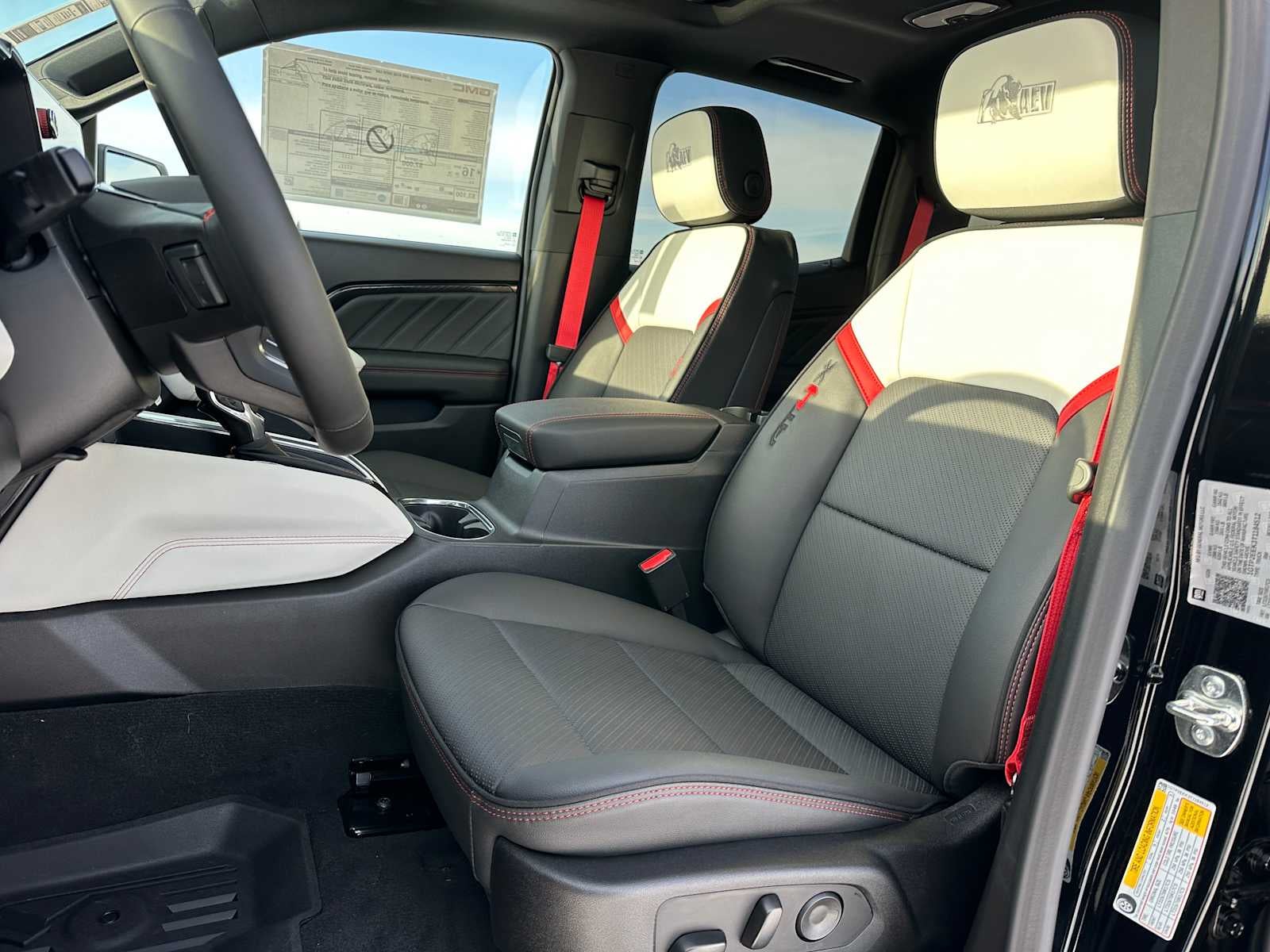 2026 GMC Canyon 4WD AT4X