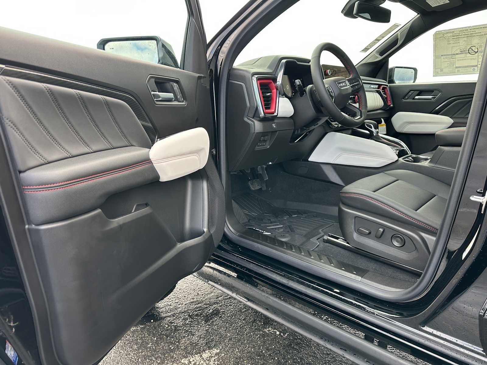 2026 GMC Canyon 4WD AT4X