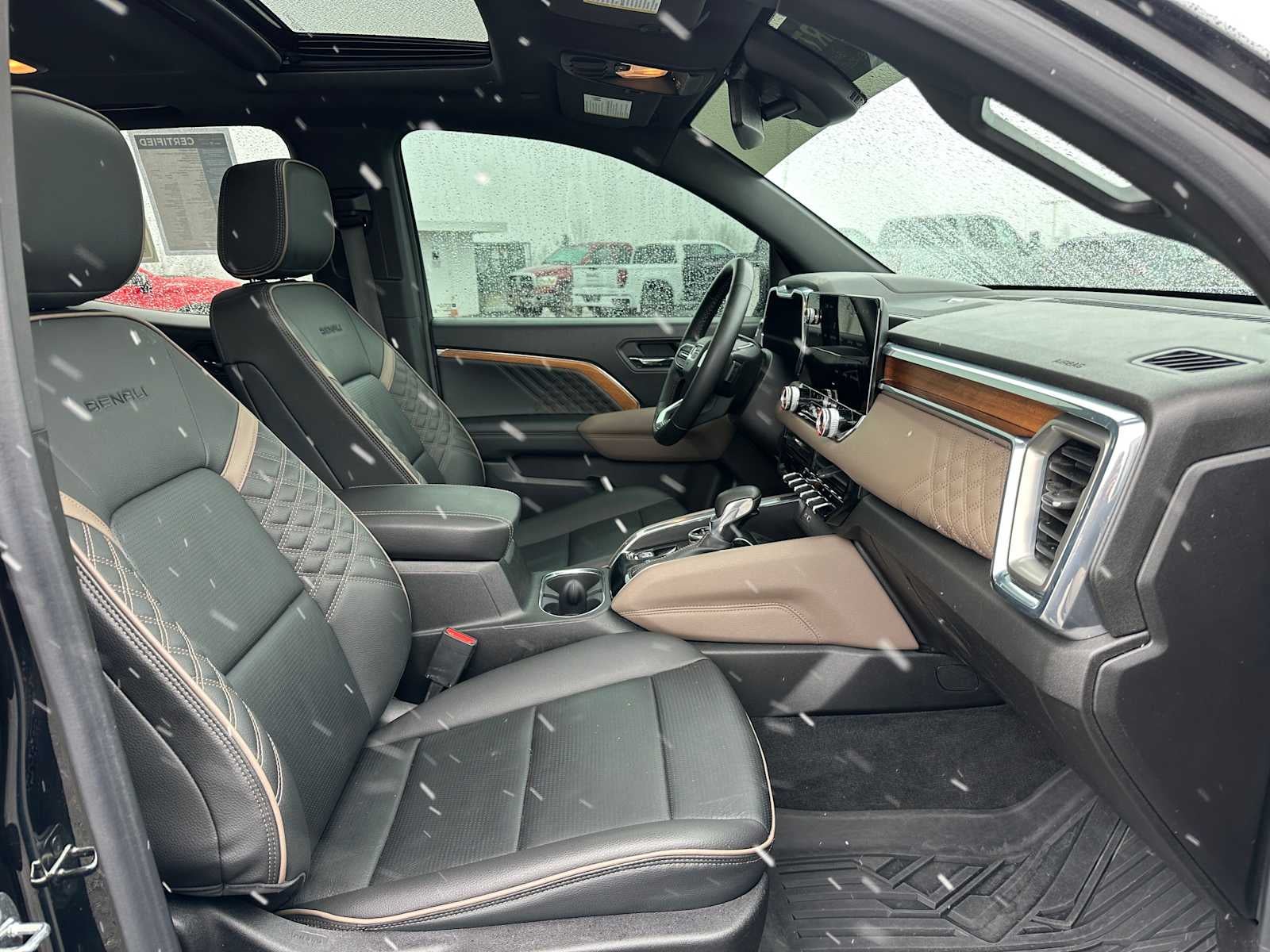 2023 GMC Canyon 4WD Denali