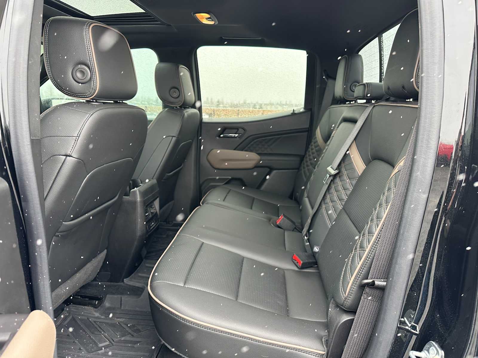2023 GMC Canyon 4WD Denali
