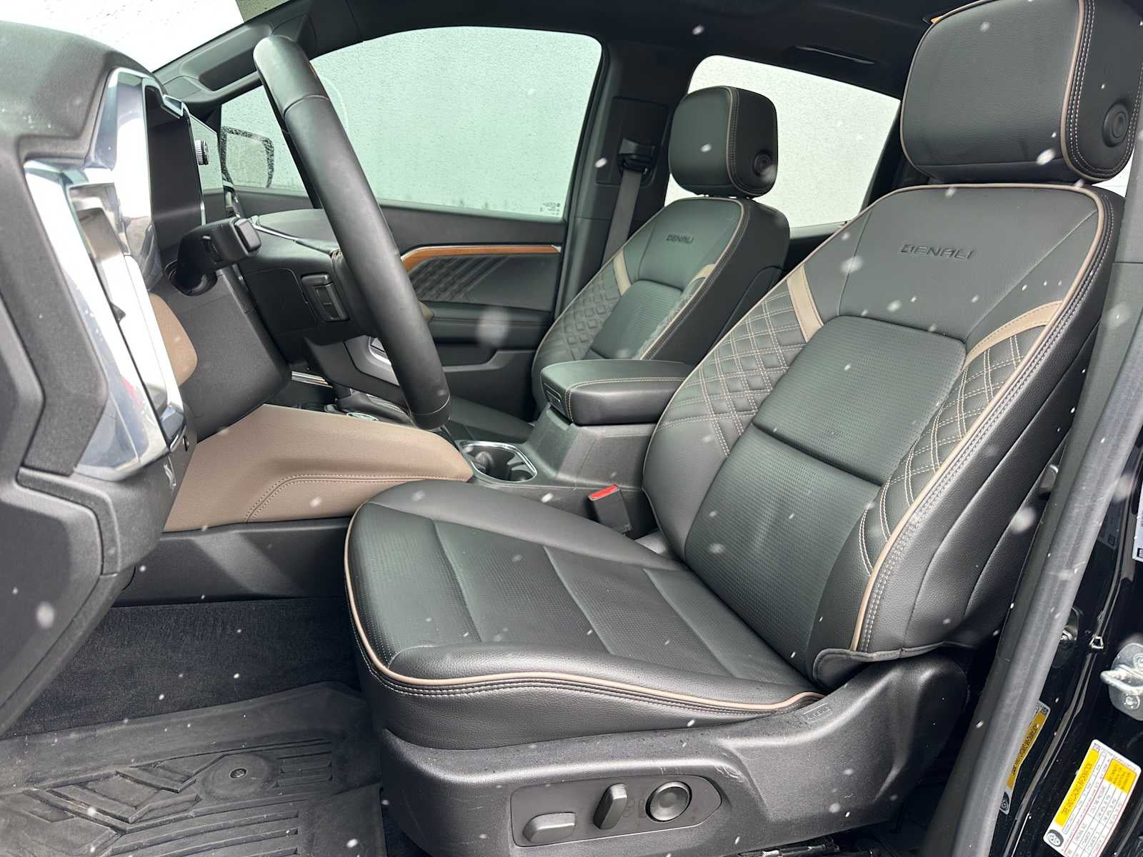 2023 GMC Canyon 4WD Denali