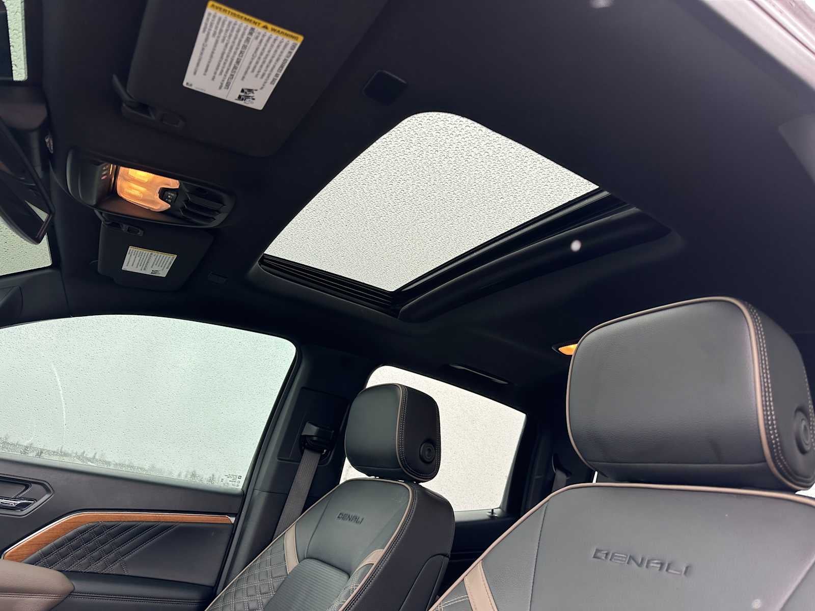 2023 GMC Canyon 4WD Denali
