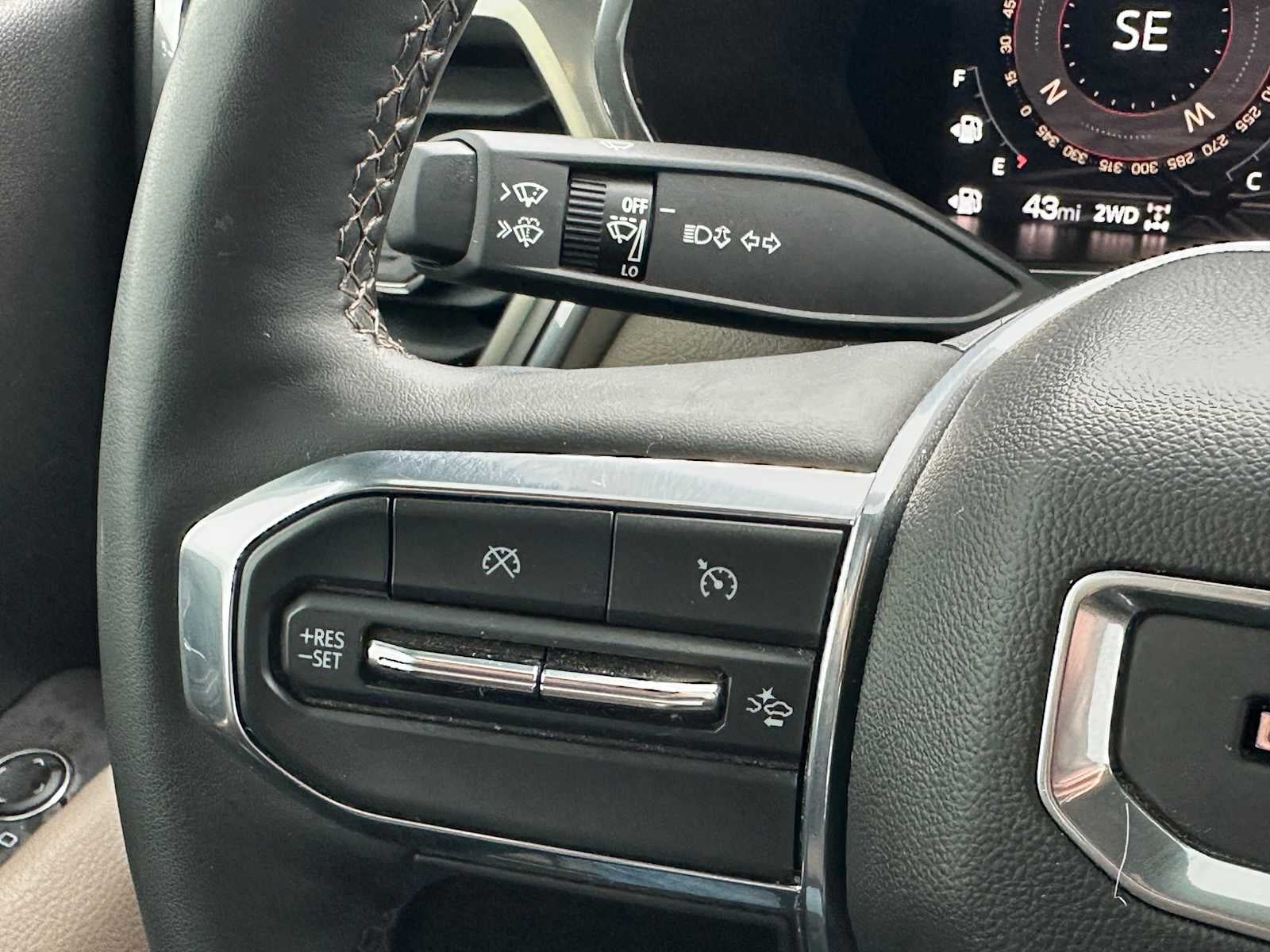 2023 GMC Canyon 4WD Denali