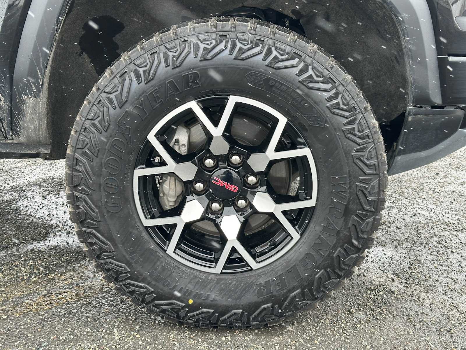 2023 GMC Canyon 4WD Denali