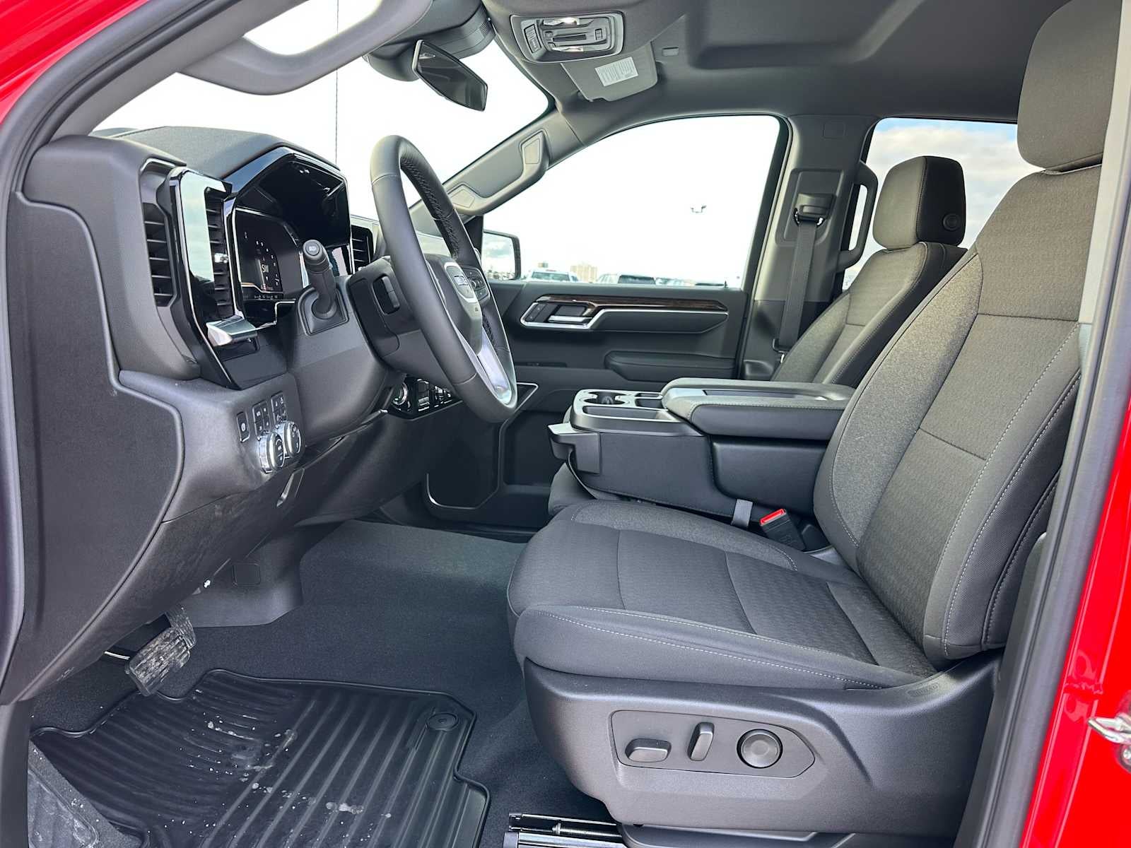 2025 GMC Sierra 1500 SLE