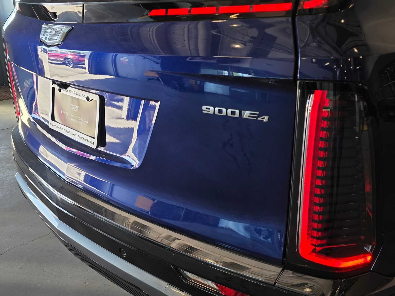 2026 Cadillac VISTIQ Sport