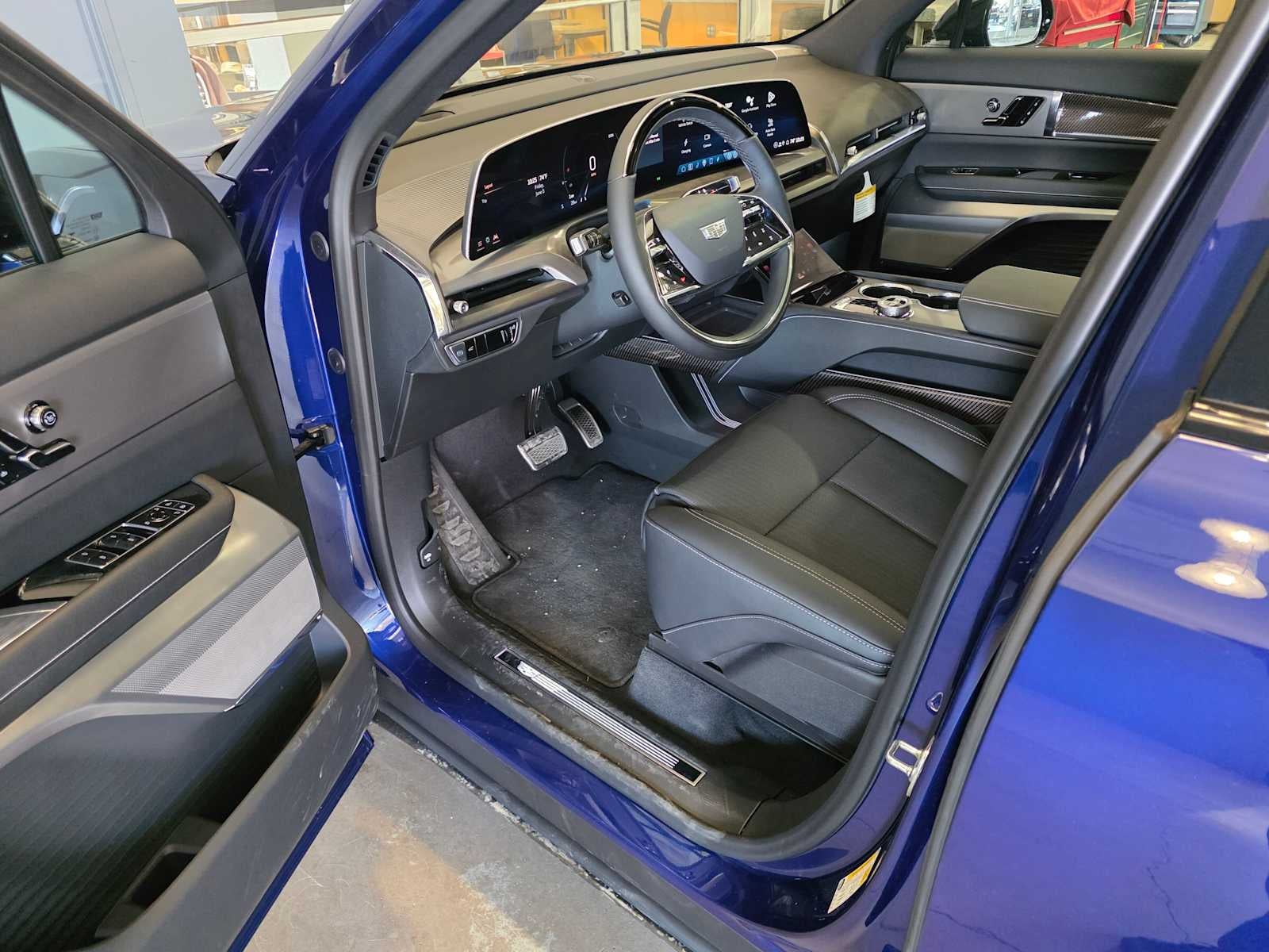 2026 Cadillac VISTIQ Sport