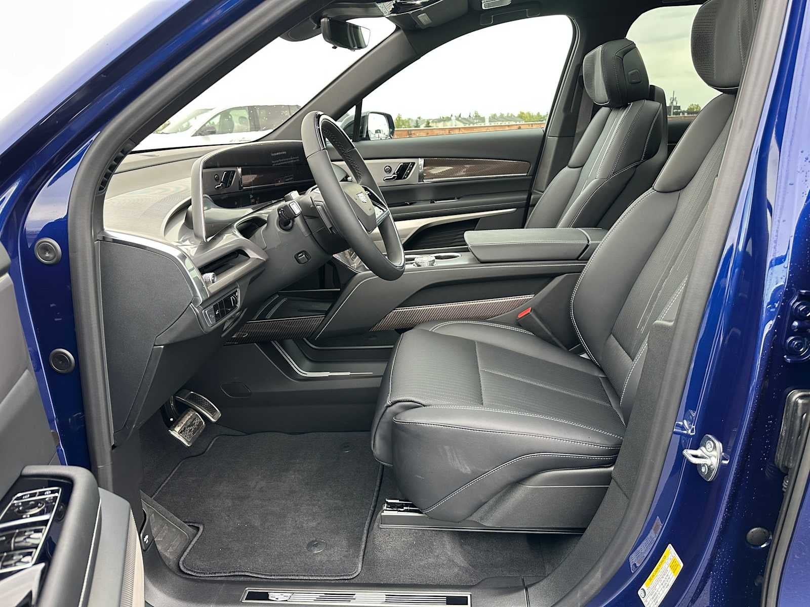 2026 Cadillac VISTIQ Sport