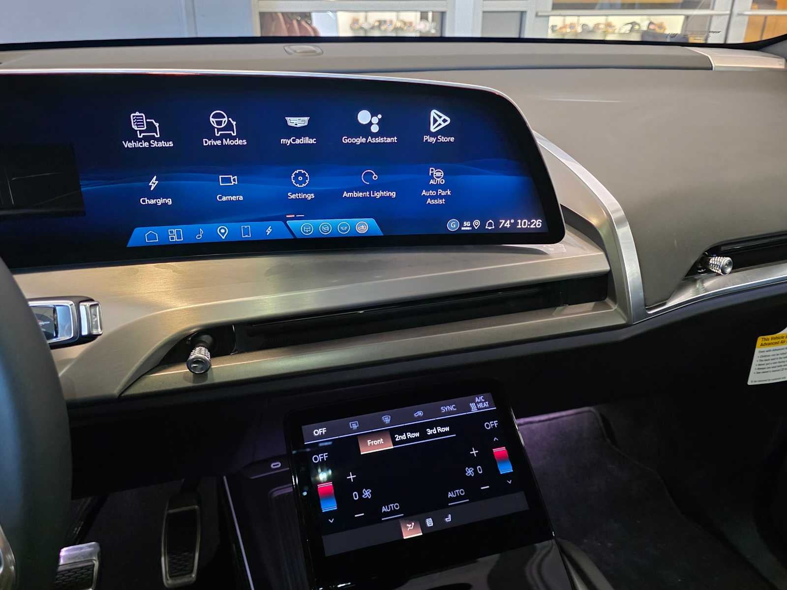 2026 Cadillac VISTIQ Sport