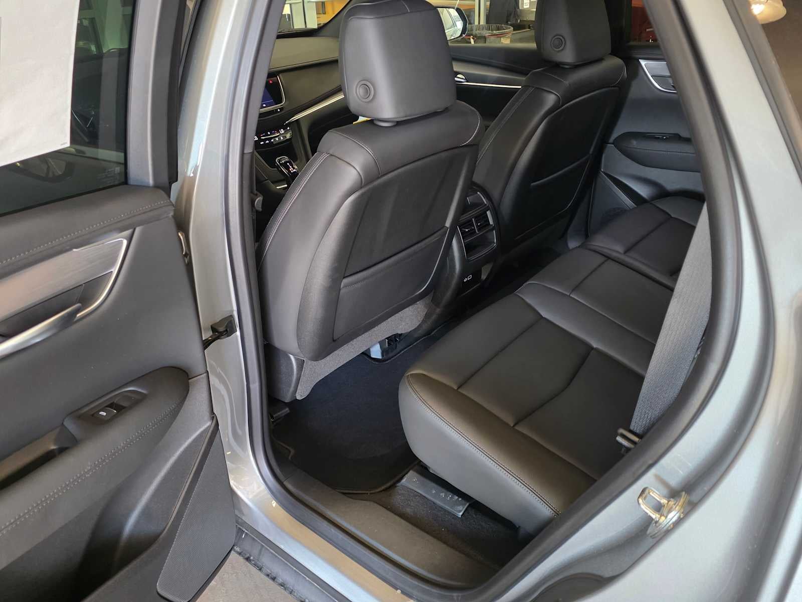 2026 Cadillac XT5 AWD Luxury