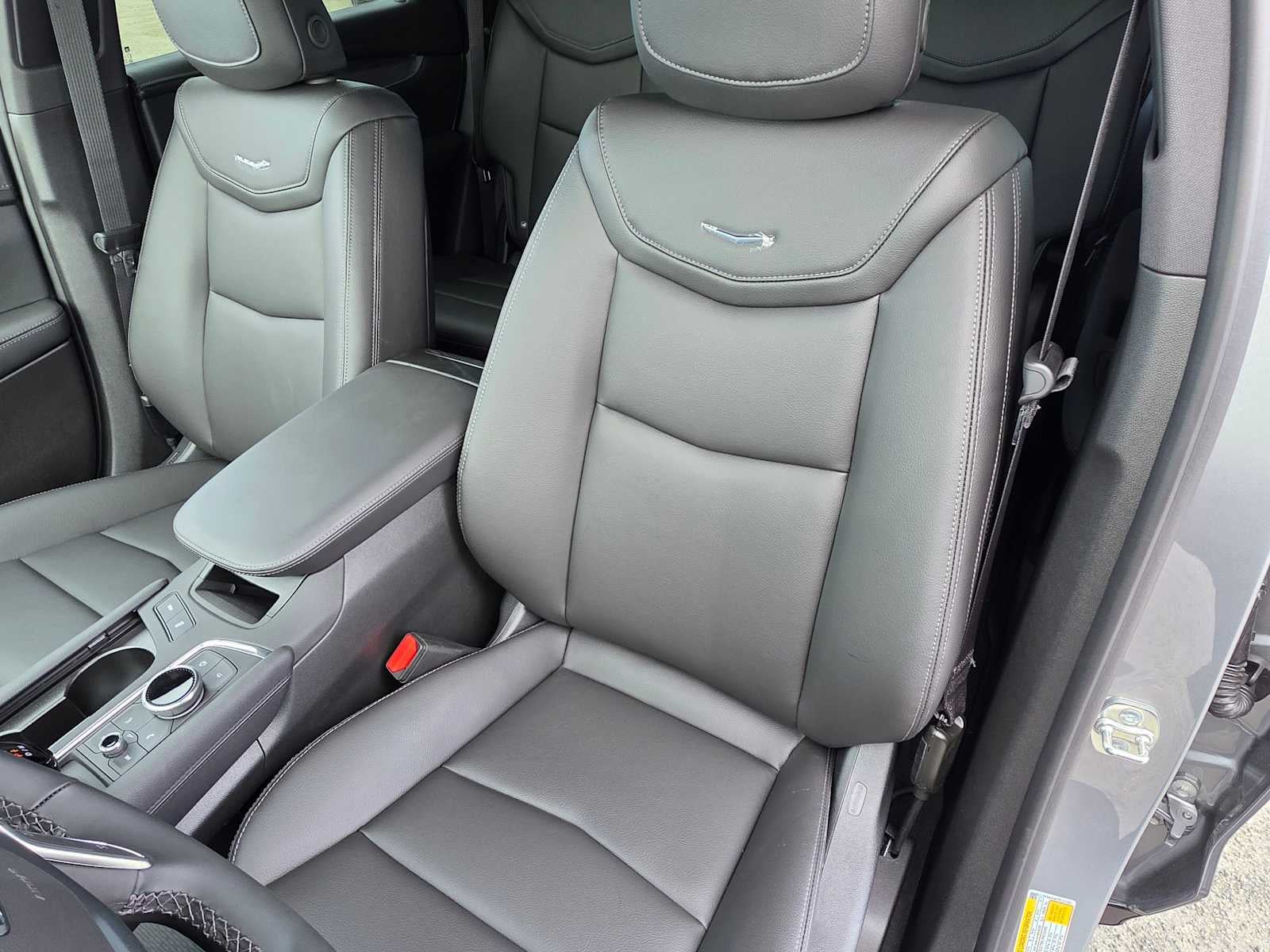 2026 Cadillac XT5 AWD Luxury