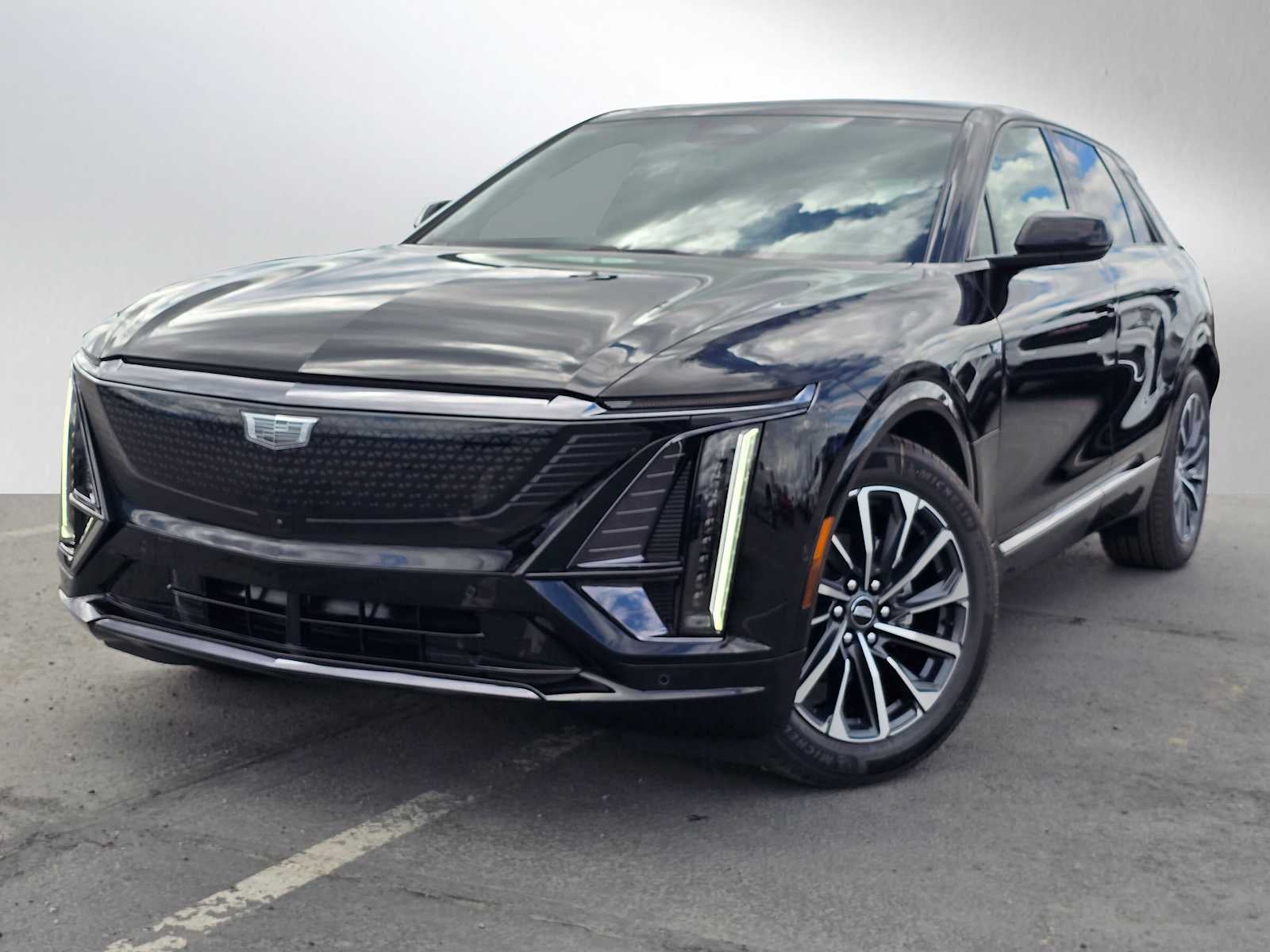 2024 Cadillac LYRIQ Sport