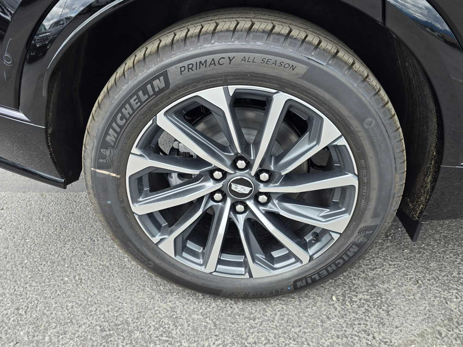 2024 Cadillac LYRIQ Sport