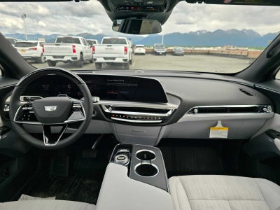 2024 Cadillac LYRIQ Sport