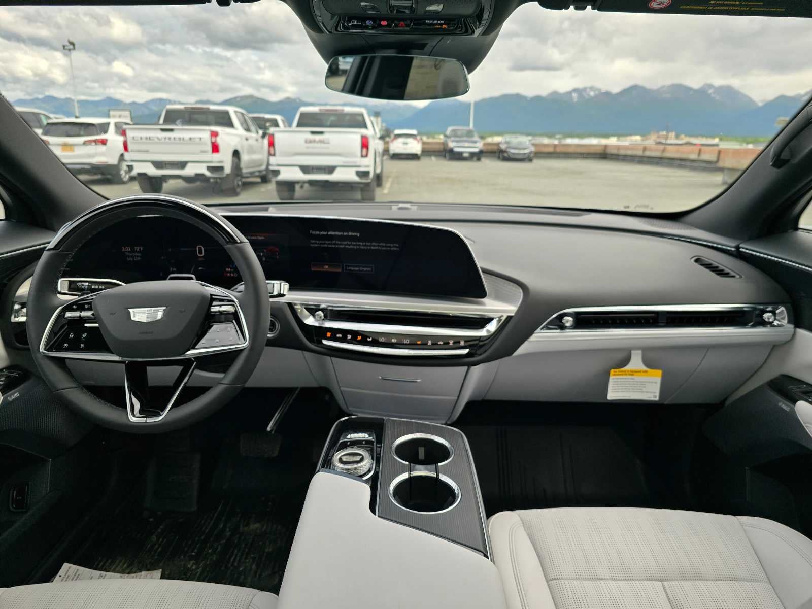 2024 Cadillac LYRIQ Sport