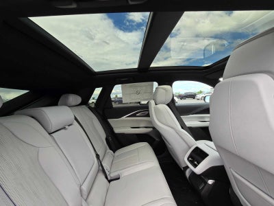 2024 Cadillac LYRIQ Sport