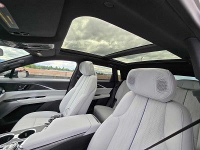 2024 Cadillac LYRIQ Sport