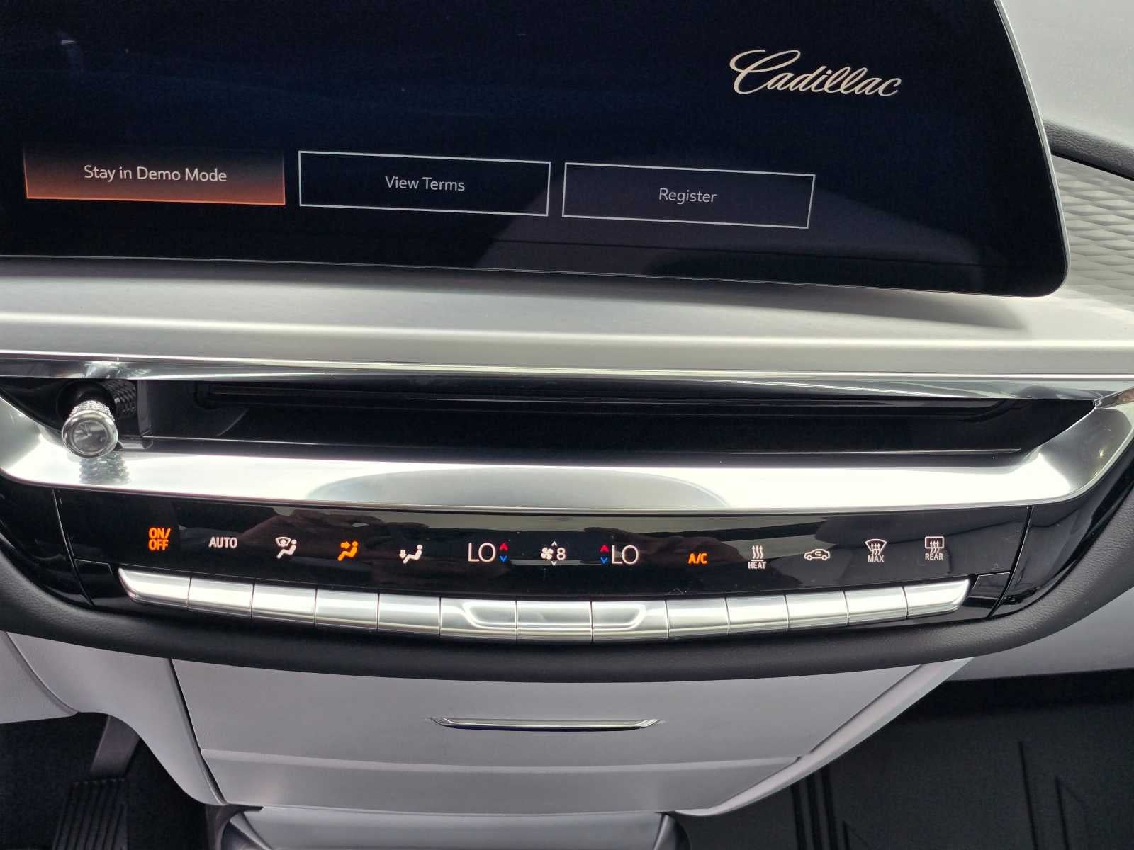 2024 Cadillac LYRIQ Sport
