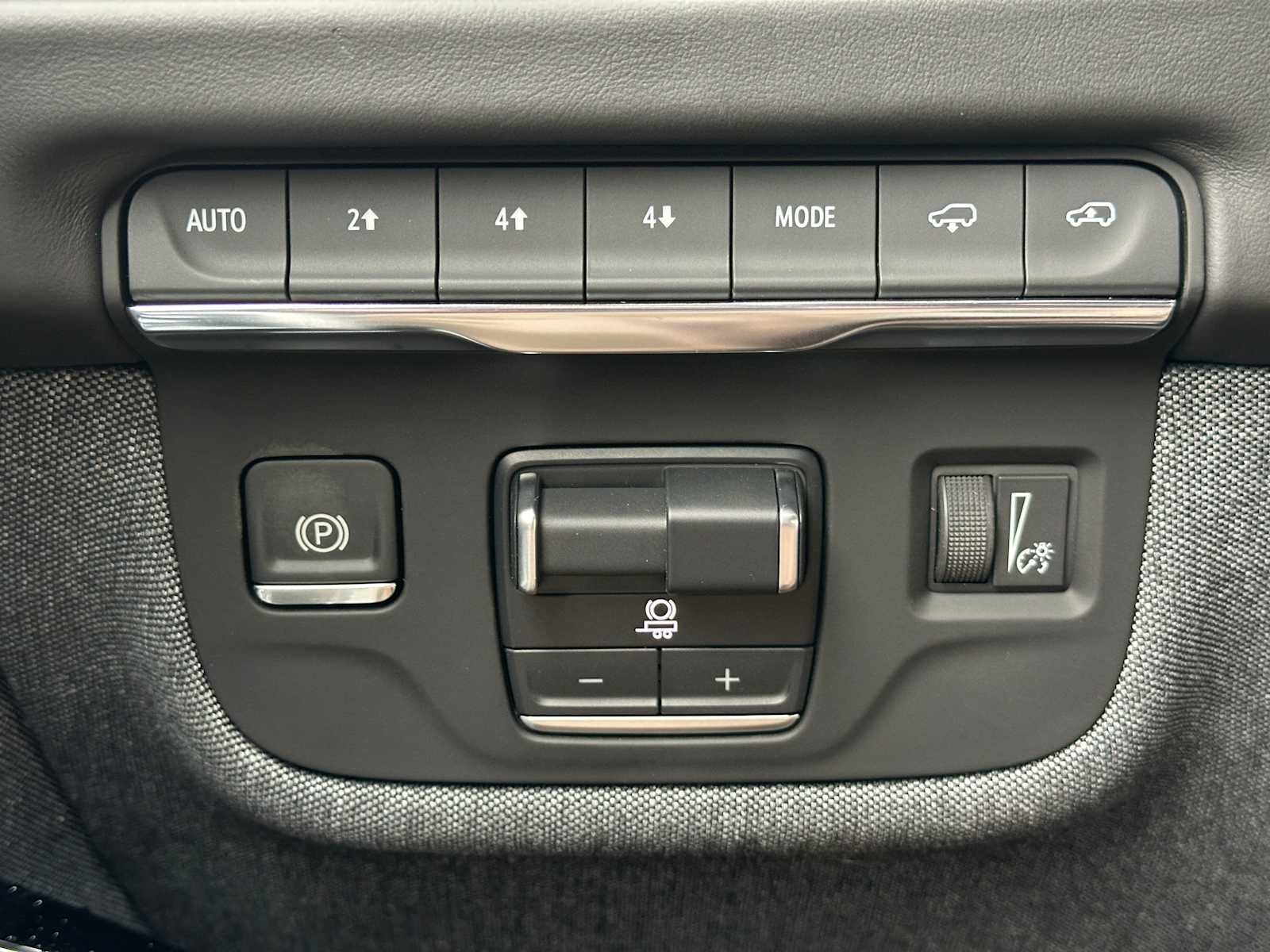 2025 Cadillac Escalade ESV 4WD Sport Platinum