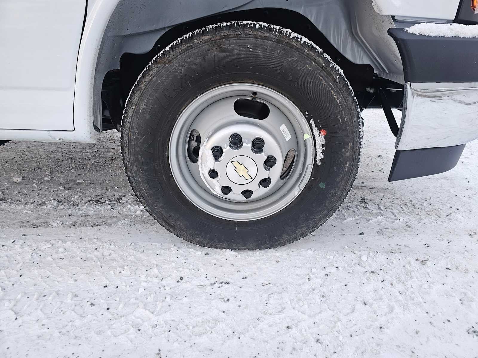 2024 Chevrolet Express Base