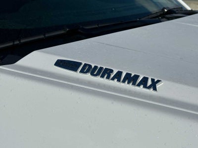 2024 Chevrolet Silverado MD LT