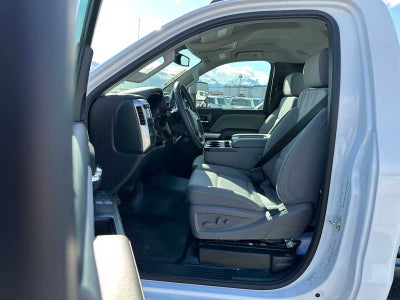 2024 Chevrolet Silverado MD LT