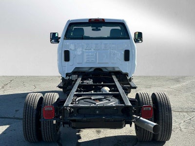 2024 Chevrolet Silverado MD LT