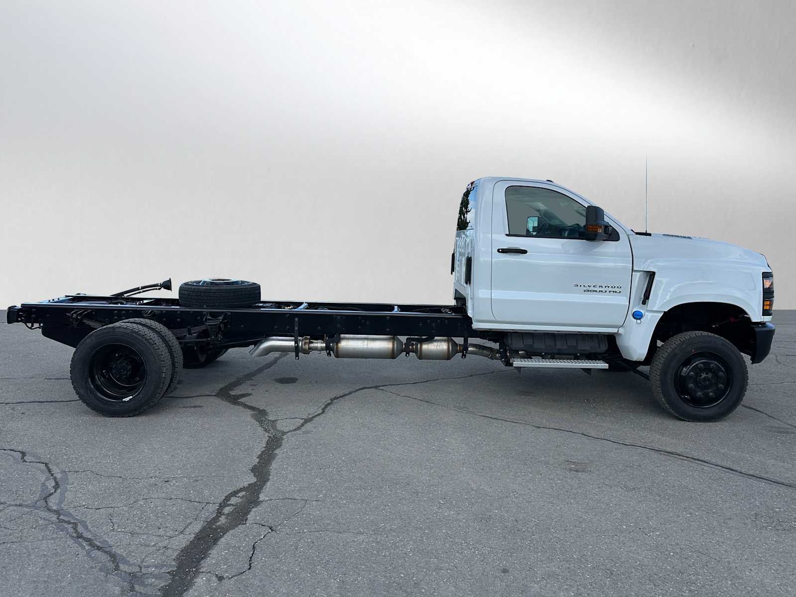 2024 Chevrolet Silverado MD Work Truck