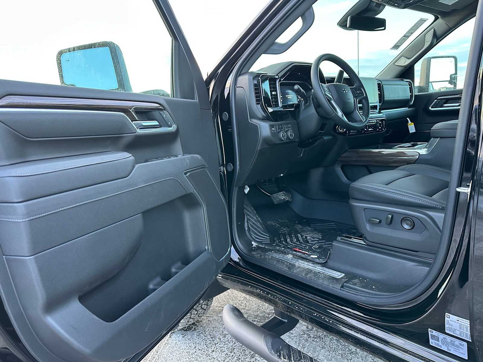 2026 Chevrolet Silverado 3500HD LT