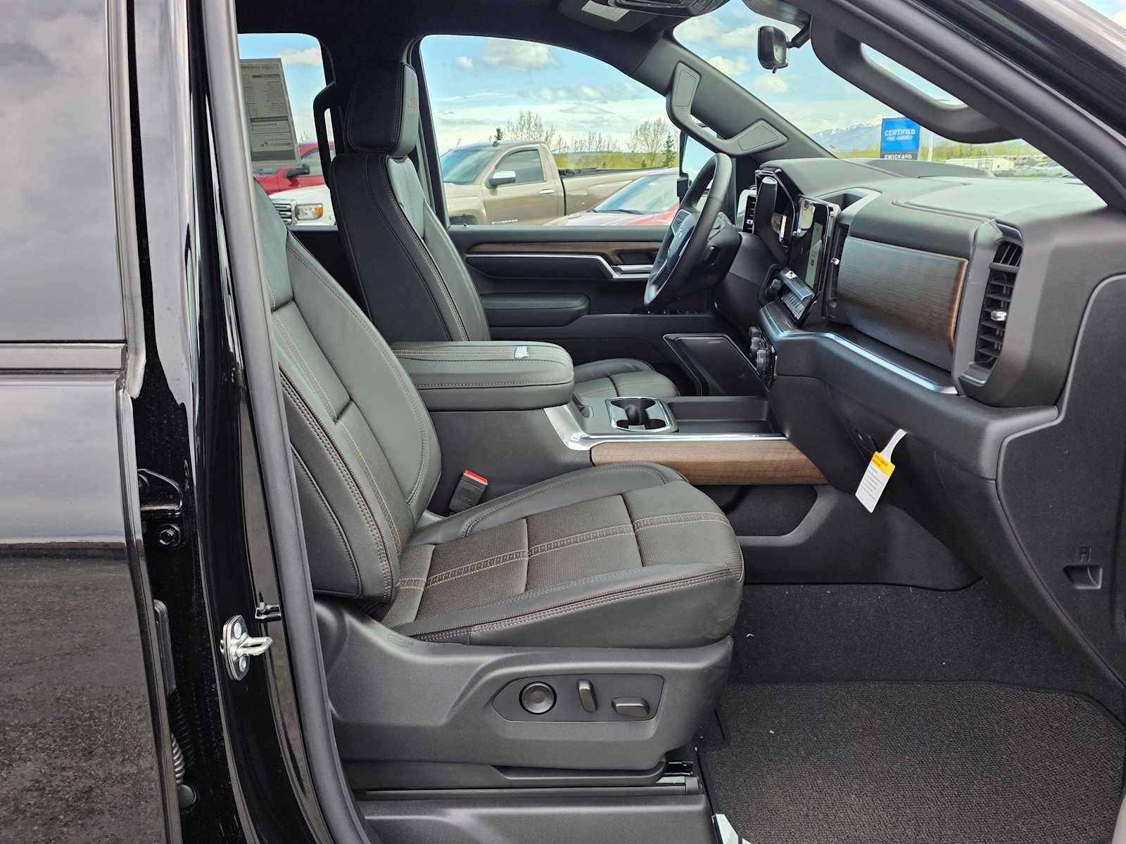 2026 Chevrolet Silverado 3500HD High Country
