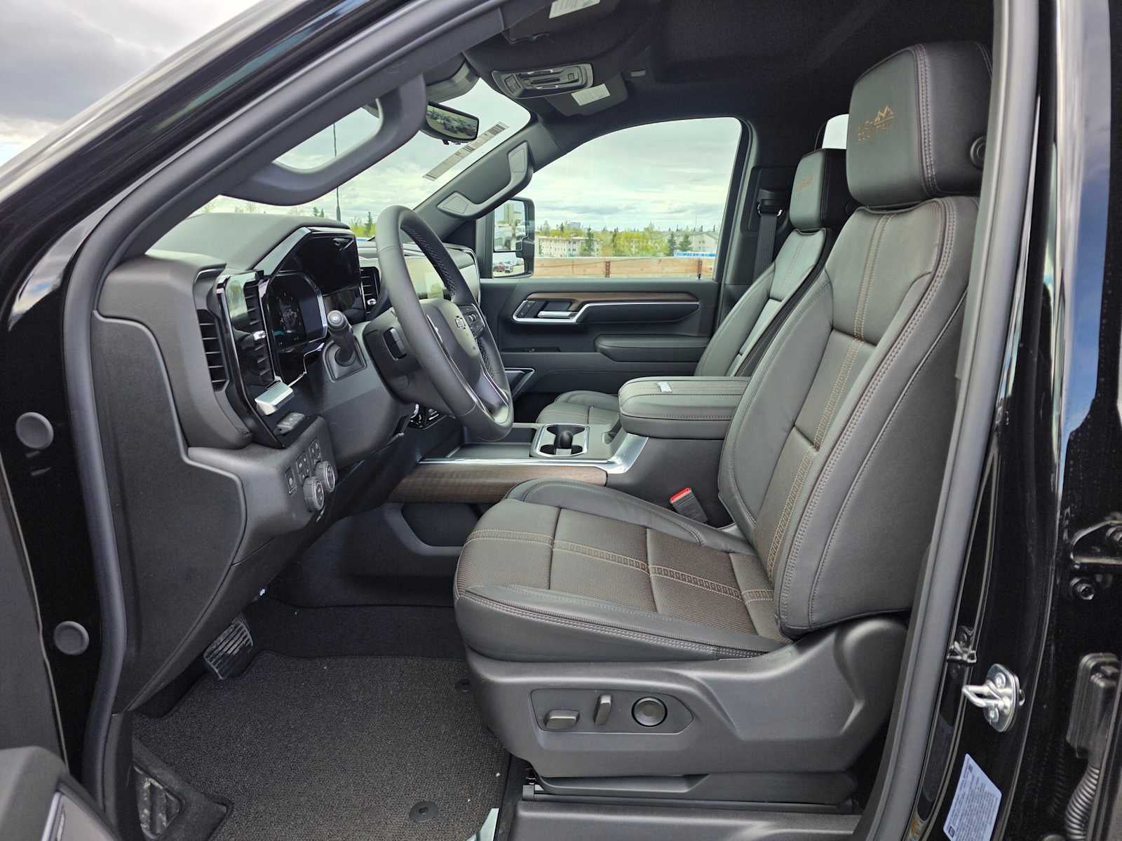 2026 Chevrolet Silverado 3500HD High Country