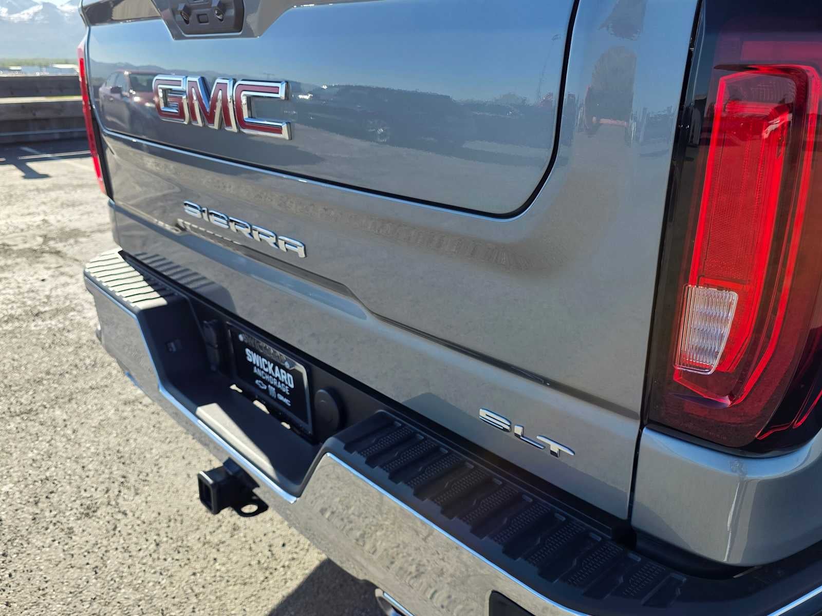 2026 GMC Sierra 1500 SLT - Photo 13