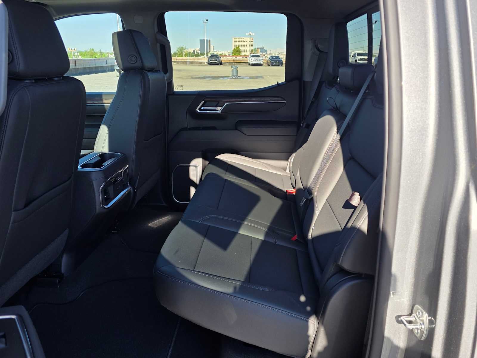 2026 GMC Sierra 1500 SLT - Photo 15