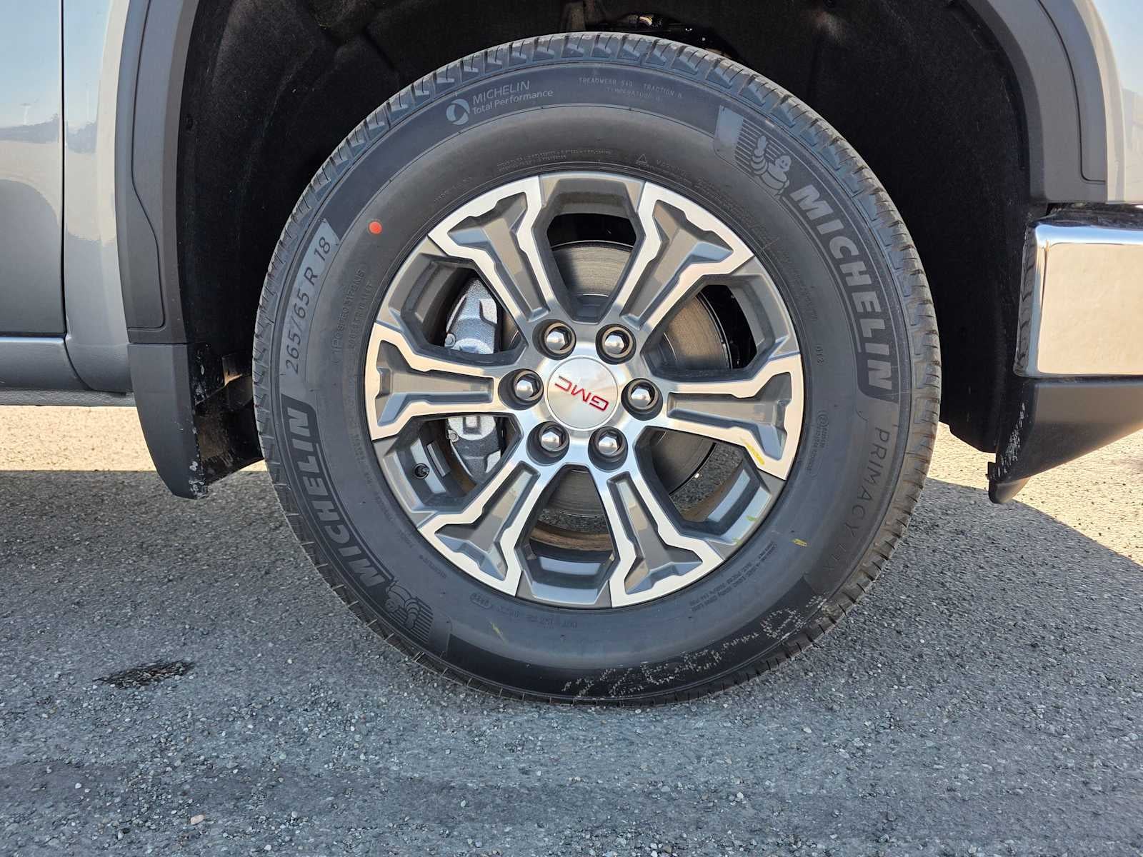 2026 GMC Sierra 1500 SLT - Photo 9