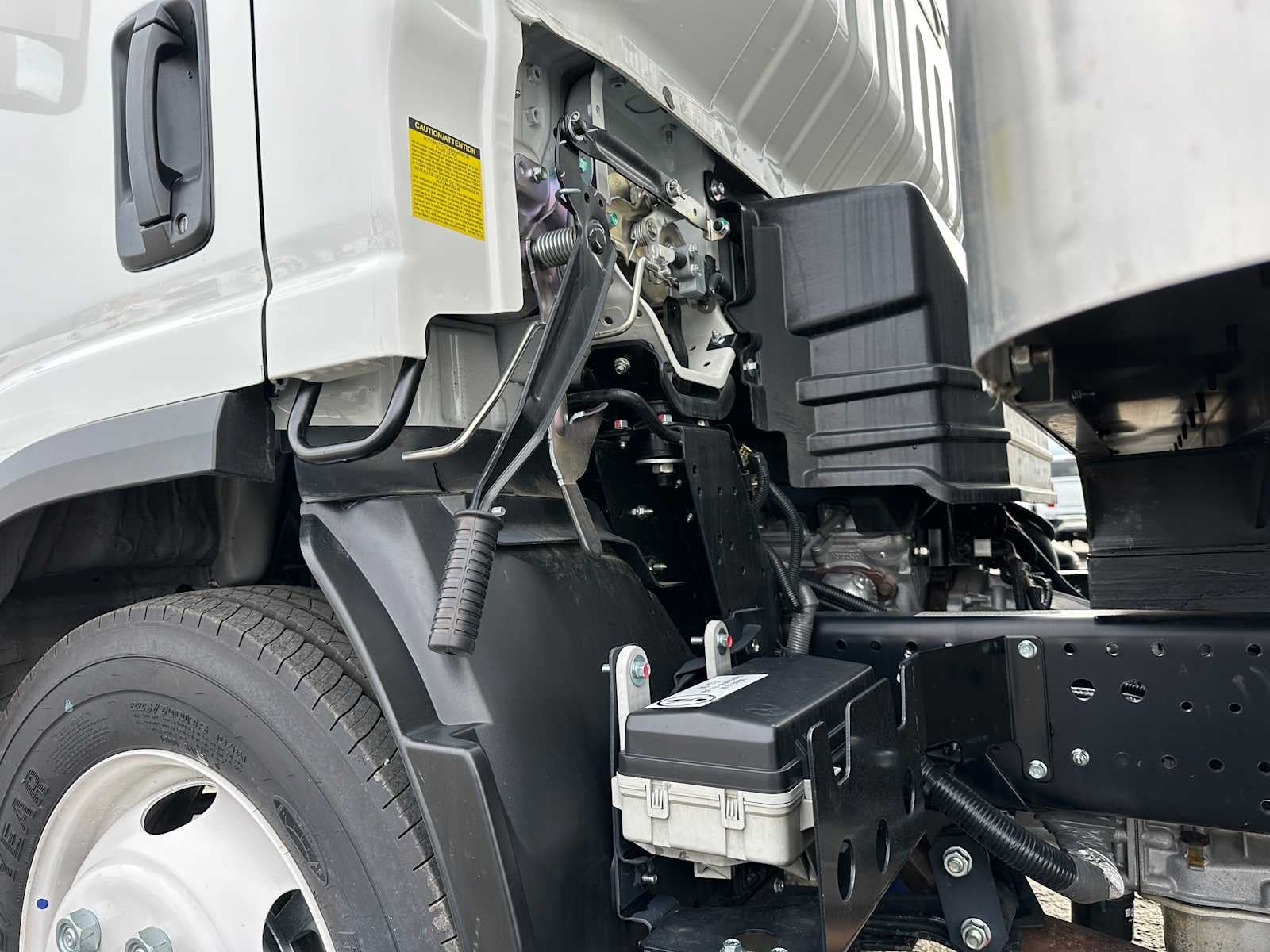 2025 Chevrolet 5500 LCF Gas Base