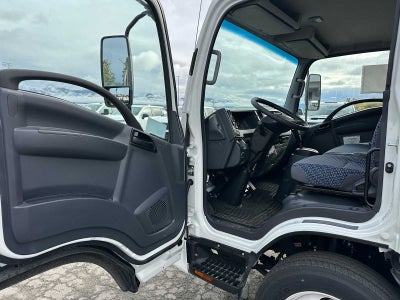 2025 Chevrolet 5500 LCF Gas Base