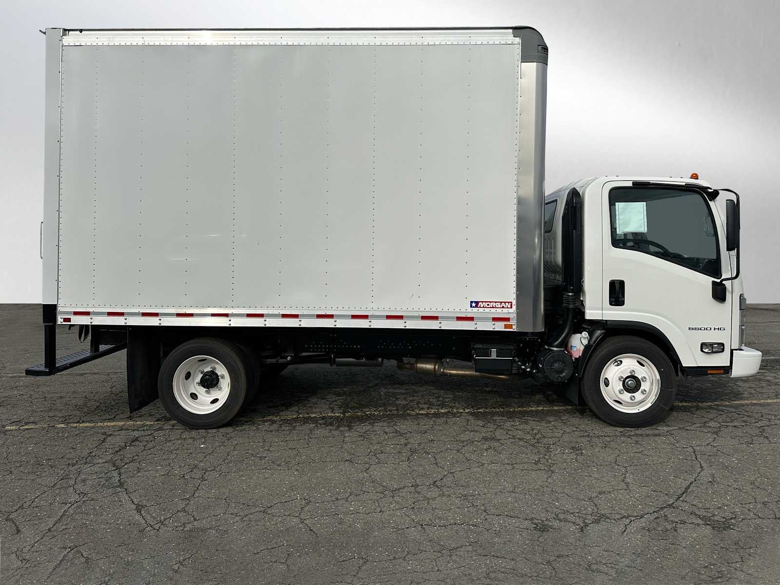 2025 Chevrolet 5500 LCF Gas Base