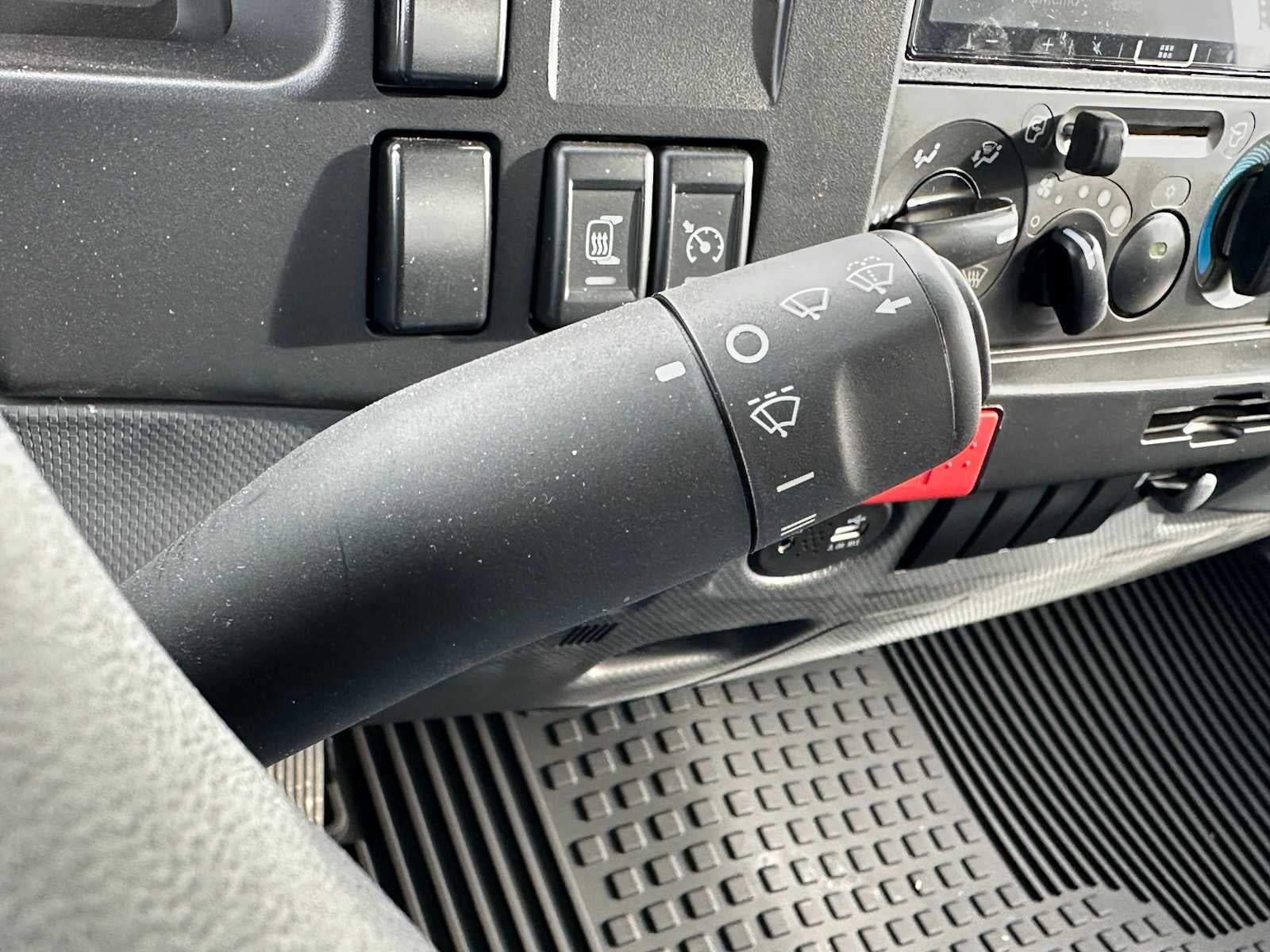 2025 Chevrolet 5500 LCF Gas Base