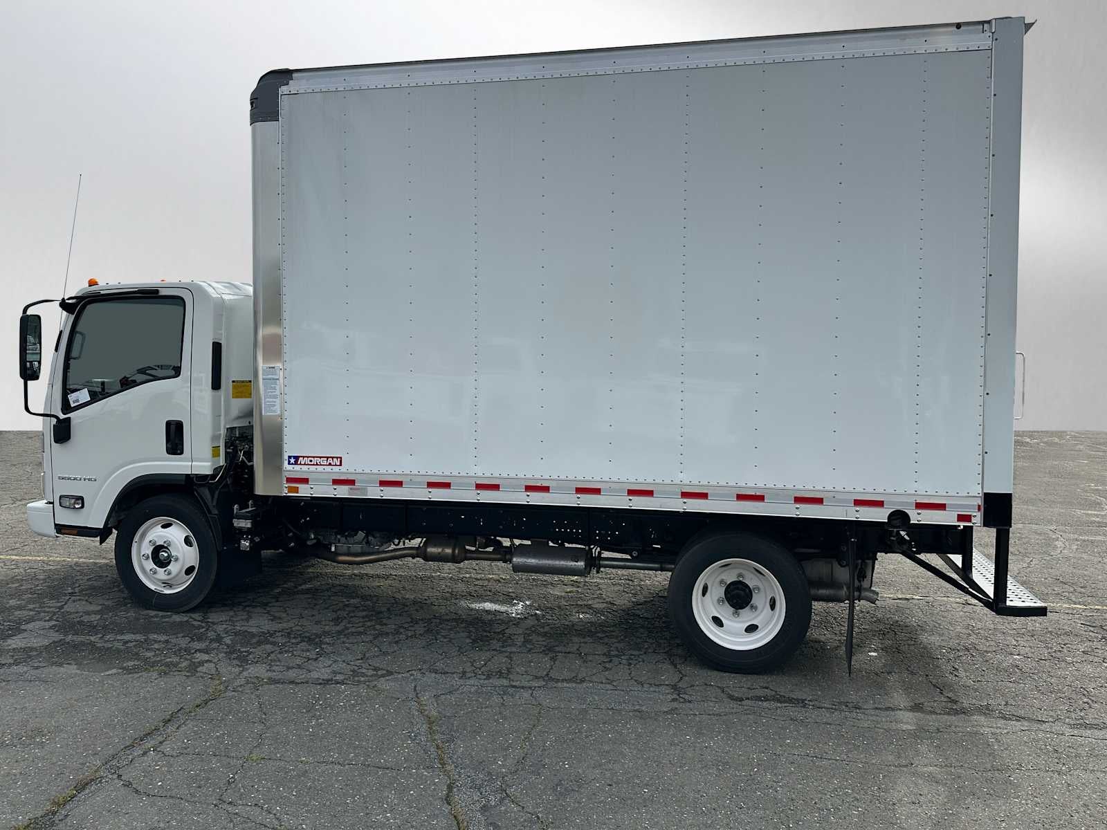 2025 Chevrolet 5500 LCF Gas Base