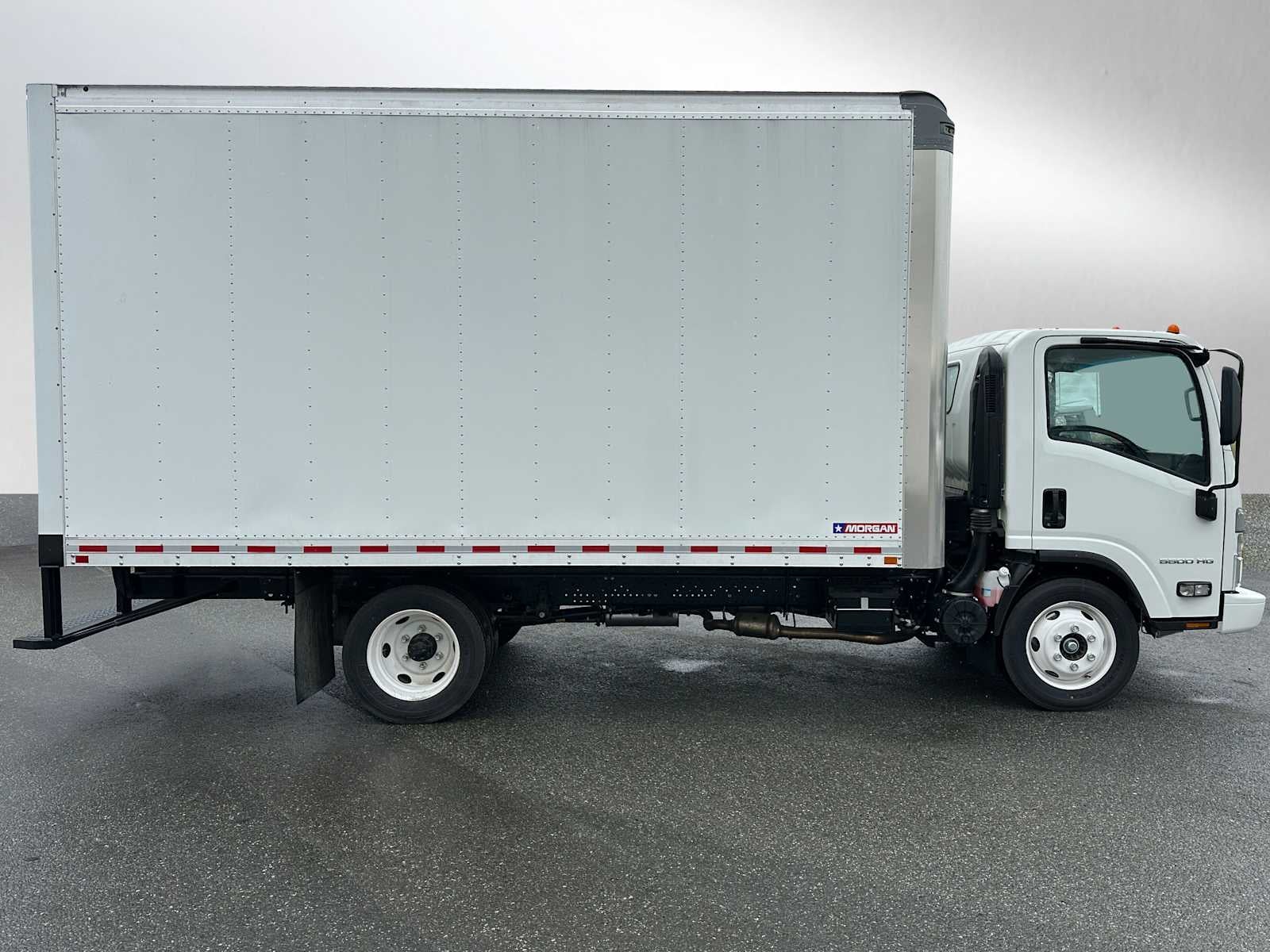 2025 Chevrolet 5500 LCF Gas Base