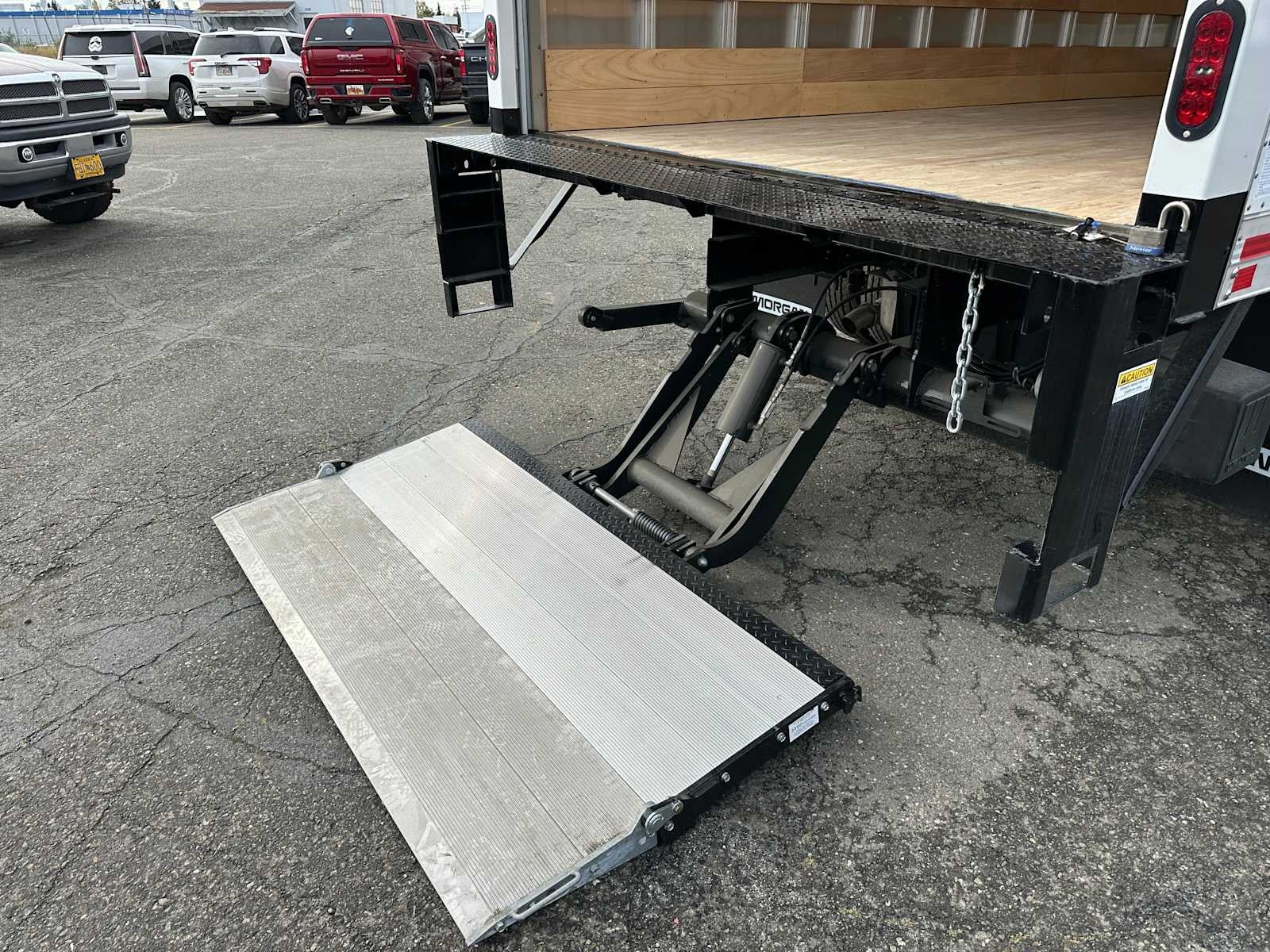 2025 Chevrolet 5500 LCF Gas Base