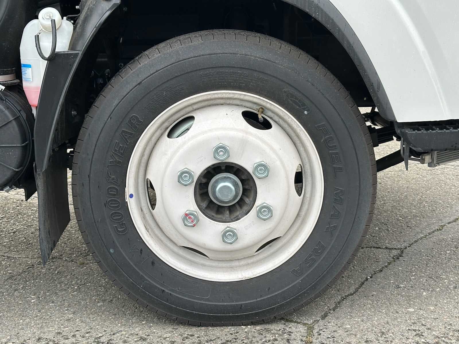 2025 Chevrolet 5500 LCF Gas Base