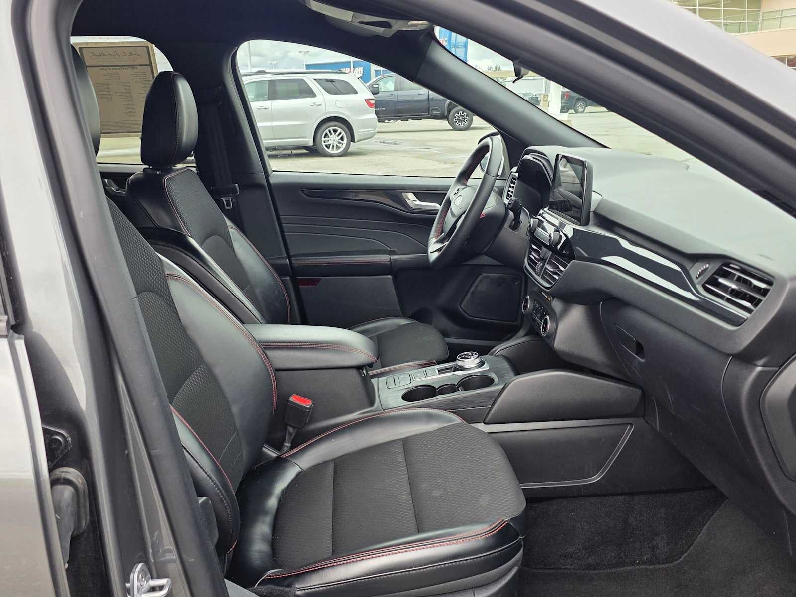 2025 Ford Escape ST-Line Select