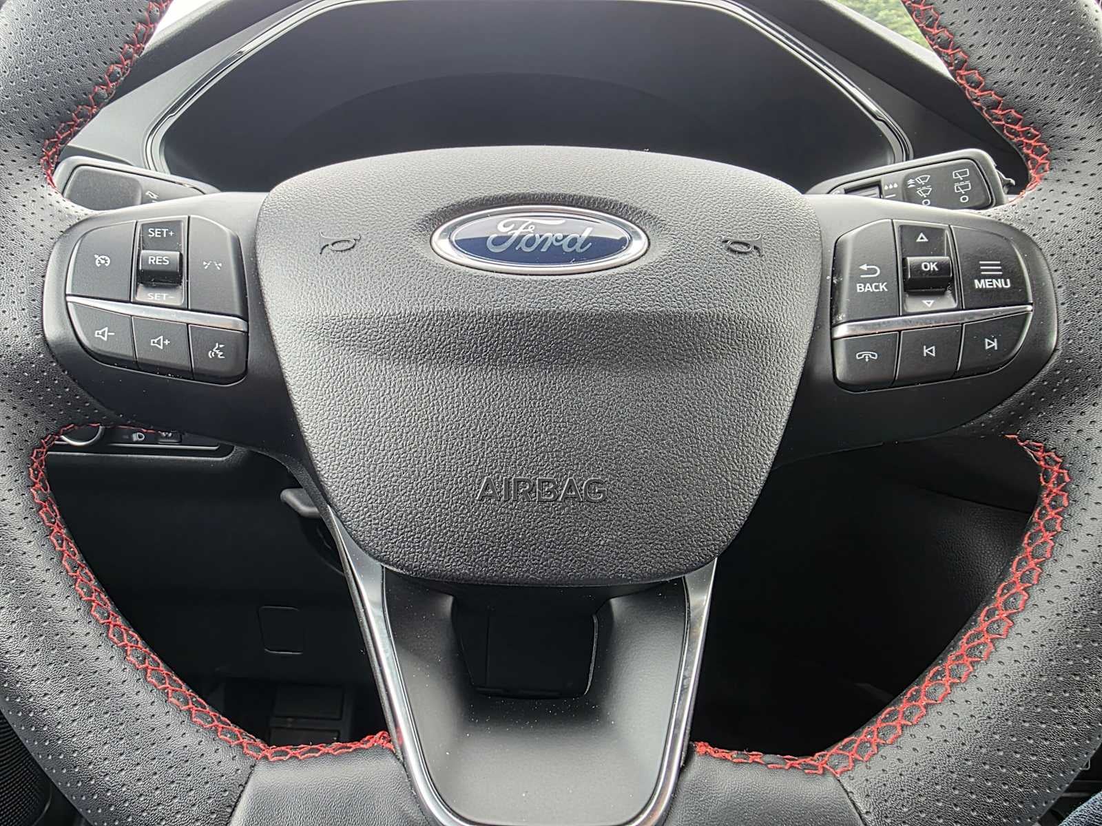 2025 Ford Escape ST-Line Select