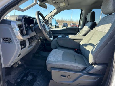 2023 Ford Super Duty F-350 SRW Pickup XLT