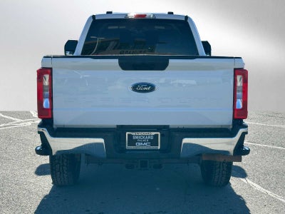 2023 Ford Super Duty F-350 SRW Pickup XLT