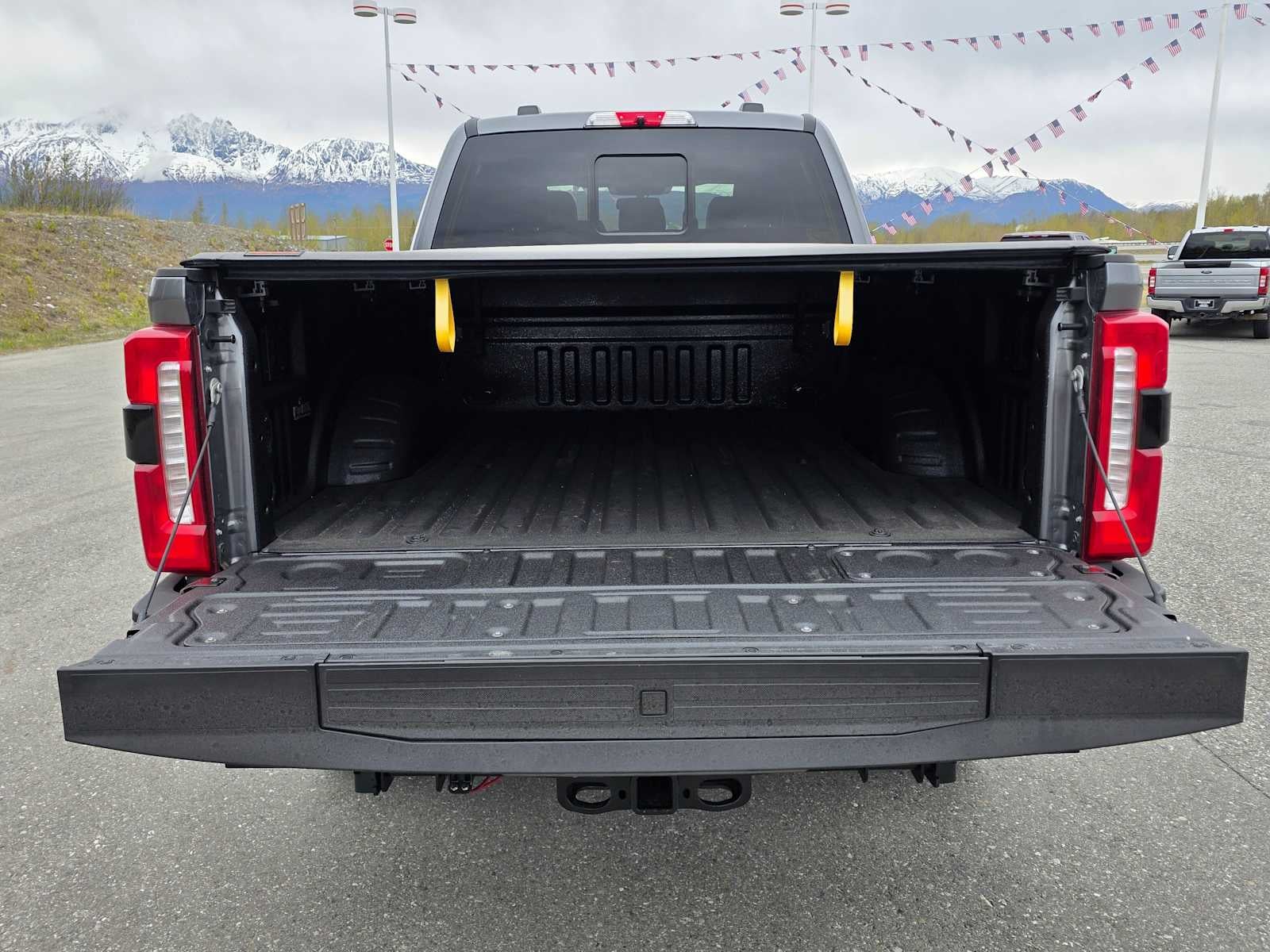 2024 Ford Super Duty F-350 SRW Pickup LARIAT